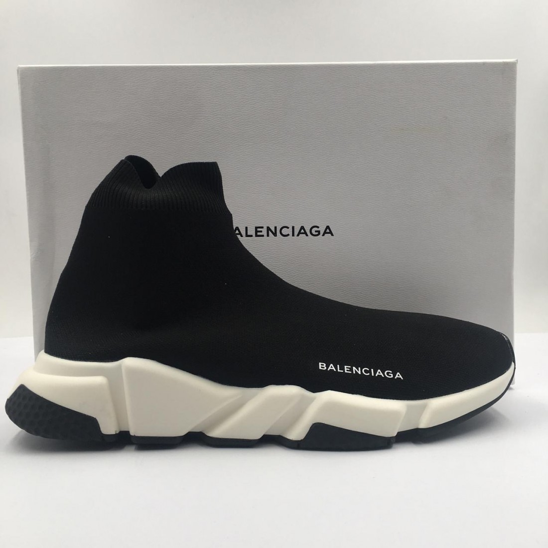 balenciaga speed runner black